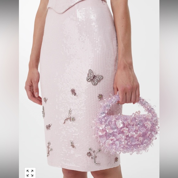 NWT Clio Peppiatt Petal Bag Wisteria Women's Pink Petal Beaded Bag - Picture 3 of 13